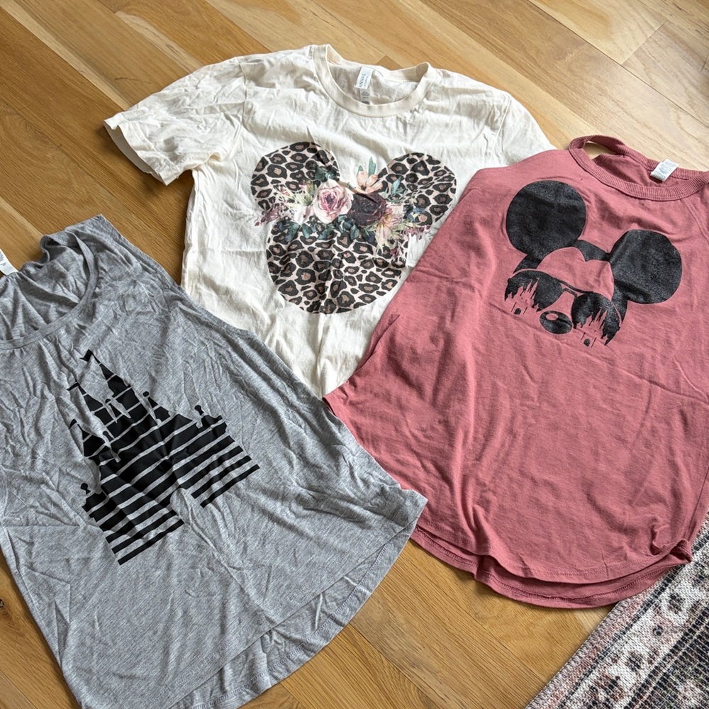 Disney women’s shirt bundle size small